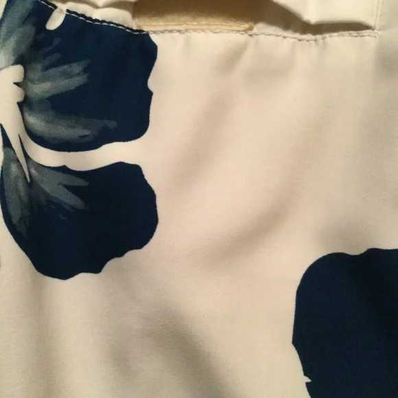 Hollister Swim Shorts - Picture 5 of 7